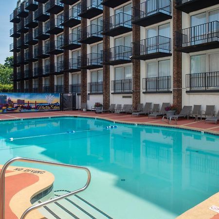 Hawthorne Inn & Conference Center Уинстон-Сейлем Экстерьер фото