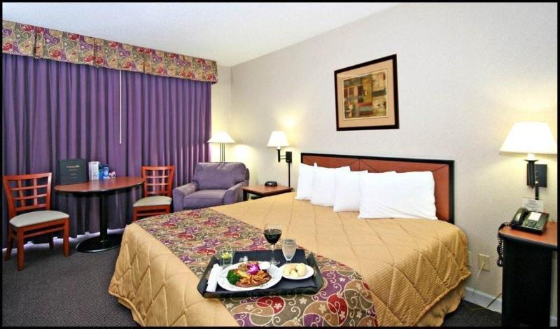 Hawthorne Inn & Conference Center Уинстон-Сейлем Номер фото