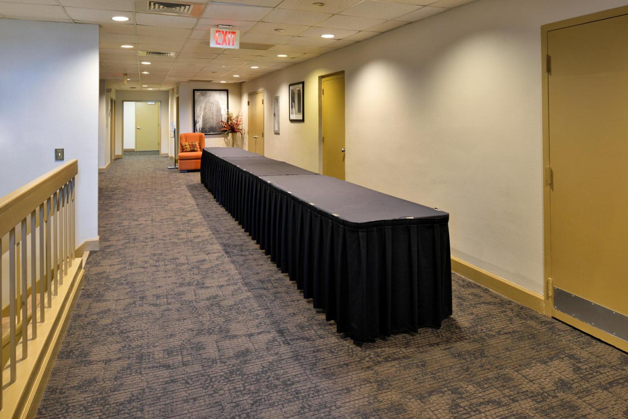 Hawthorne Inn & Conference Center Уинстон-Сейлем Экстерьер фото