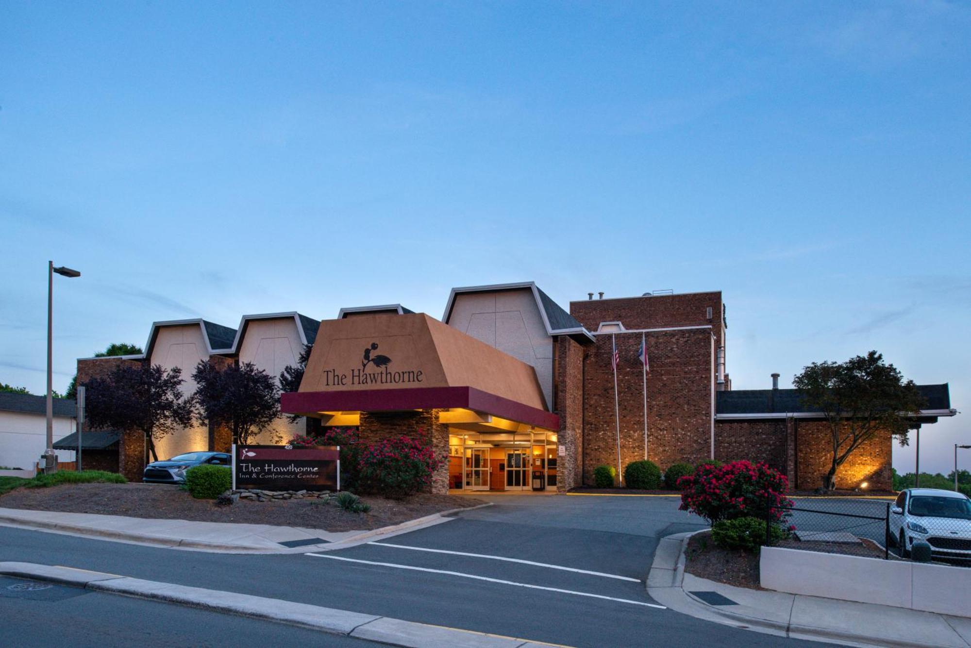 Hawthorne Inn & Conference Center Уинстон-Сейлем Экстерьер фото