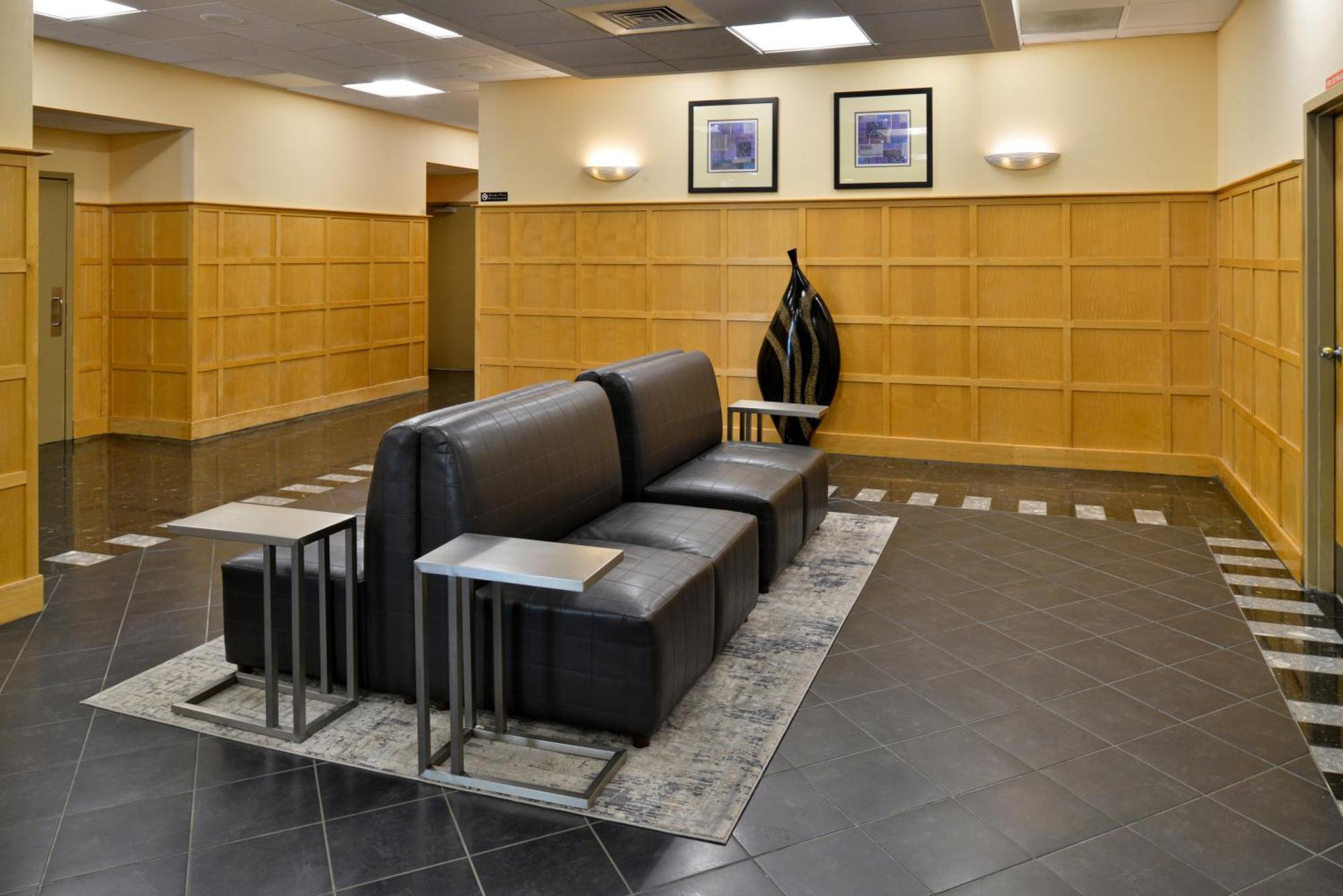 Hawthorne Inn & Conference Center Уинстон-Сейлем Экстерьер фото