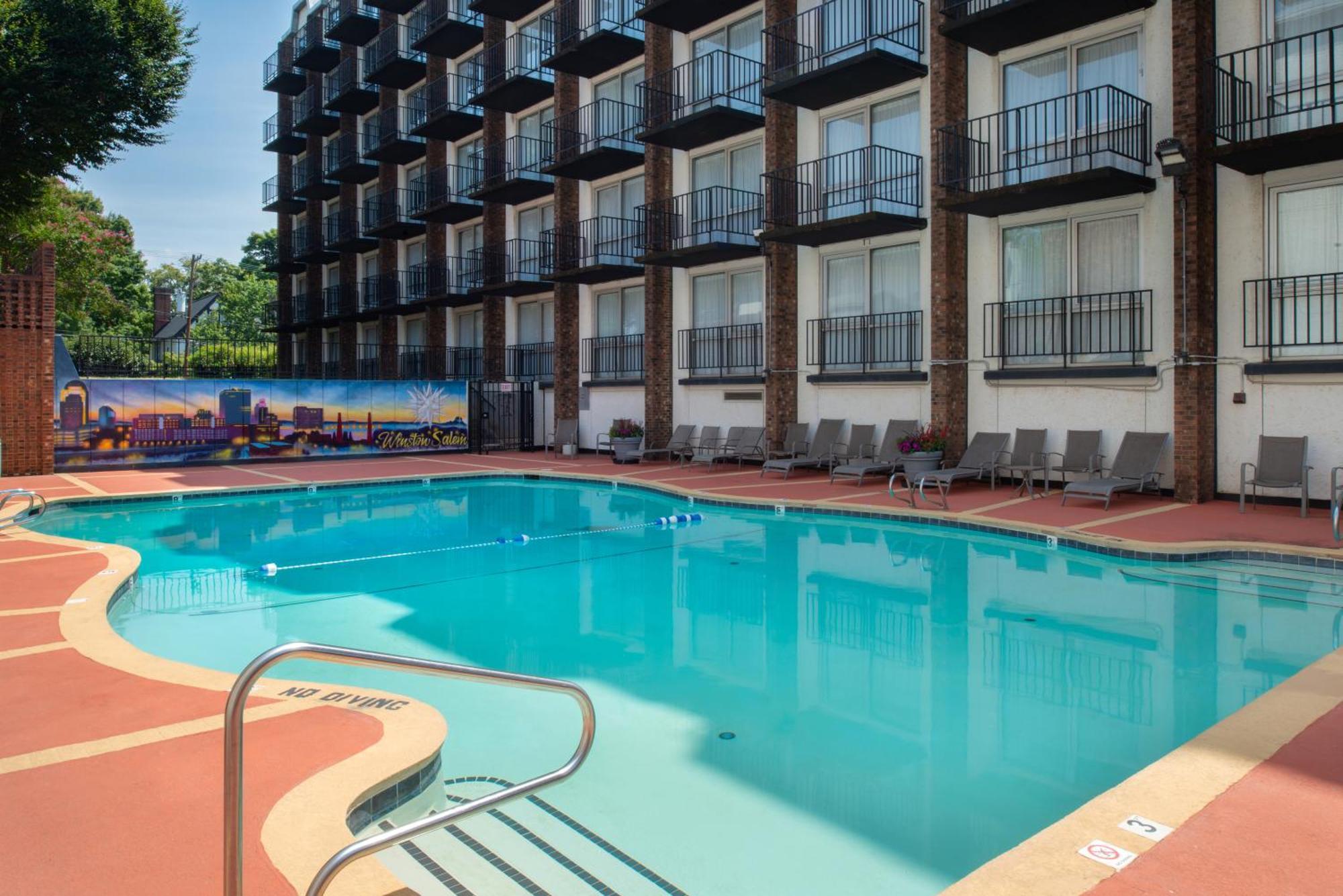 Hawthorne Inn & Conference Center Уинстон-Сейлем Экстерьер фото